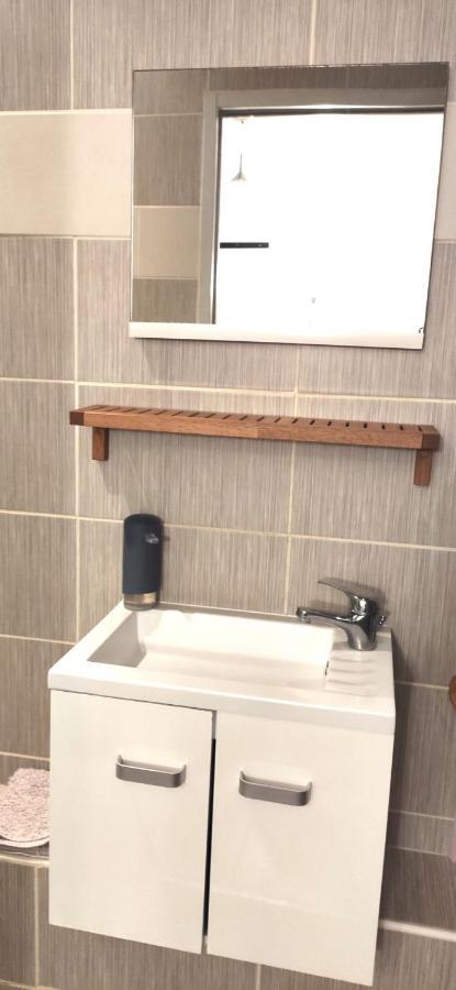 Grand Studio Cahors Centre Rdc Proche Gare Pont Valentre Apartamento Exterior foto